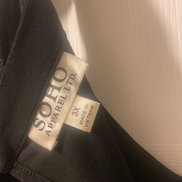 Black jumpsuit❤️🩹 - Picture 6 of 7